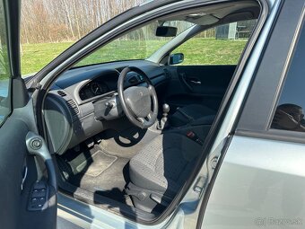 RENAULT LAGUNA II 1,9 dCi 88 kW - 7