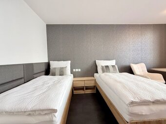 CENTRUM MESTA - VRÁTNA - 1 IZBOVÝ MODERNÝ ZARIADENÝ BYT. - 7