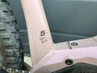 KELLYS TAYEN R50 P ROSE GOLD 27.5" 725 Wh - 7