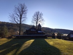 Pozemok na polosamote pod lesom - 7