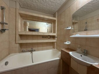 Na predaj: 3 izb.byt + 2x balkon + kumbál - 7