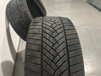 GoodYear UltraGrip + 245/30 R20 95W - 7