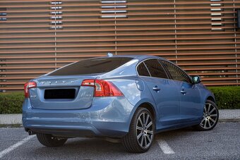 Volvo S60 D3 2.0L Summum Geartronic - 7
