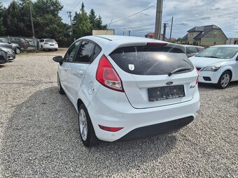 Ford fiesta - 7
