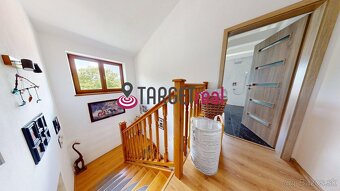 Exkluzívne bývanie obklopené zeleňou – rodinný dom s 1517 m2 - 7