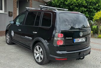 Volkswagen Touran Cross 1.9TDI - 7