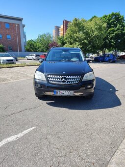 Mercedes-Benz ML 164 - 7