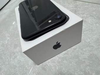 iPhone SE 2020 128Gb black - 7