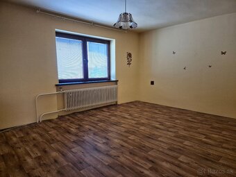Rodinný dom na predaj v obci Dvory nad Žitavou. - 7