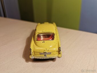 Corgi toys Aston Martin DB4 - 7