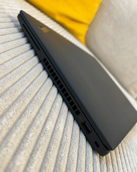 AKO NOVÝ Notebook Lenovo ThinkPad T14 Gen 3 - 7