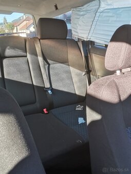 Rezervované Ford Mondeo MK3 2.0 TDCi 85 kW. - 7
