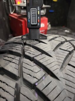 235/55 R17 Goodyear zimne pneumatiky - 7