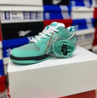 Nike SB Dunk Low Mint Lobster - 7