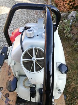 MOTOROVA PILA, STIHL CONTRA. - 7