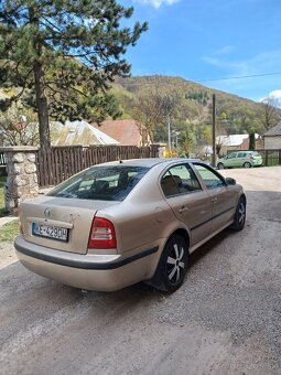 Škoda Octavia 1.6i 74kw - 7