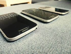 Blackberry Classic Q20 - 3 kusy - 7