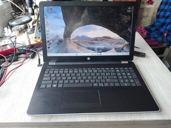 HP. 5-Jadro. 15,6 HD. SSD 256GB. 12 GB DDR4. Nová baterka. - 7