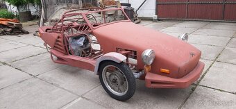 Predám rám z Velorexu, motor Yamaha XS 400 - 7