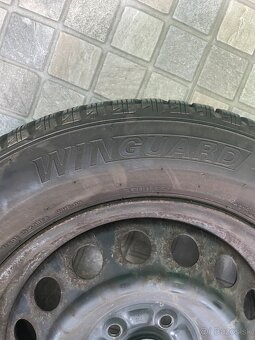 Predám zimné obutie s diskami s TPMS - 7