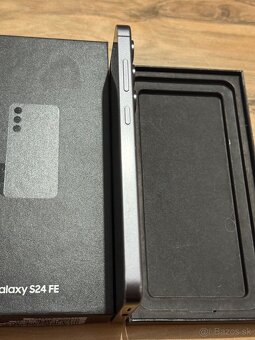 Predám Samsung Galaxy S24 FE 8GB Rám 128GB Bežné Známky - 7