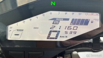 YAMAHA MT09 - 7