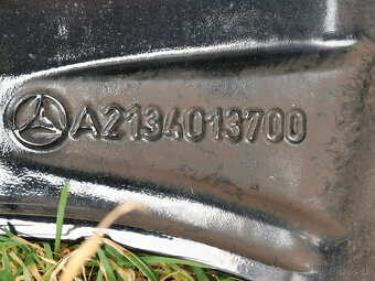 Mercedes Benz E (W213)-orig. 18" alu so snímačmi dvojrozmer - 7