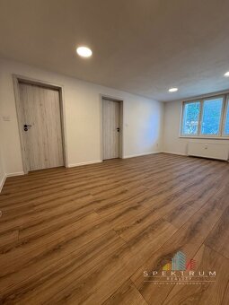 SPEKTRUM REALITY- Na PREDAJ 3 -izbový byt, 63.3 m2 s balkóno - 7