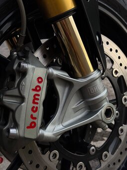 Triumph speed triple R - 7