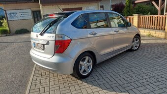 Honda FR-V 6miestne 2.2 ictdi 103kw nafta 2006 - 7