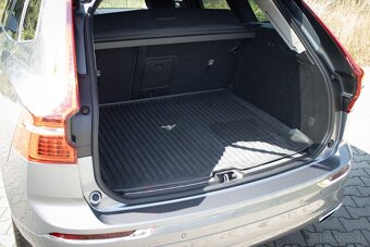 Volvo XC60 D60 140kw Inscription / AJ NA SPLÁTKY / - 7