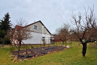 Na predaj: Rodinný dom s pozemkom, 1 076 m2, Železničiarska - 7