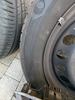 Predám kolesá zo Škody Octavia 2 . 195/65/R15 H - 7