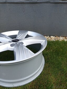 Alu disky R19 5x112 Et45 8J Audi Seat Vw Škoda - 7