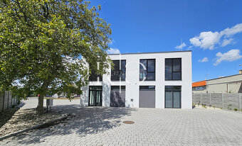 Na prenájom strategická budova 320 m2, Prešov - Vranovská - 7