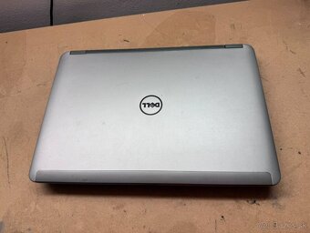 Predám pokazený notebook na náhradné diely zn.Dell e6440. - 7