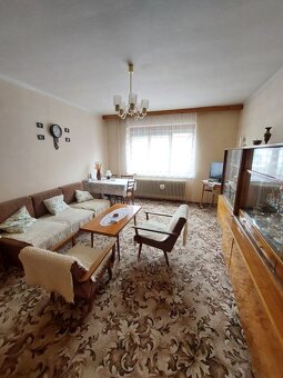 Exkluzívne na predaj rodinný dom Slovenská Ľupča. - 7