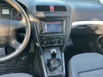 Skoda Octavia 2 Combi 1.6 MPI - 7