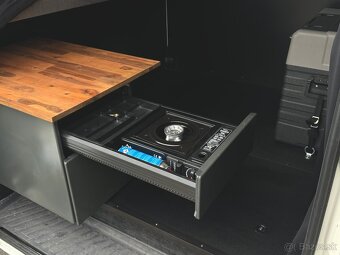 VW Crafter - Camper Van - 7
