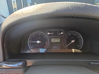 RENAULT LAGUNA 1,9 DCI 92kW, r.2006 - 7