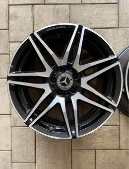 Mercedes AMG V-Class R19 orig. - 7