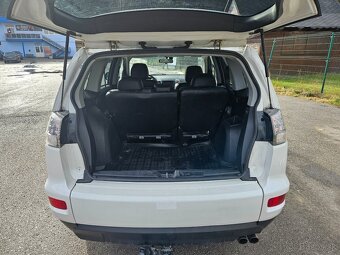 Mitsubishi Outlander 2,2 DiD 130kw 4x4 - 7