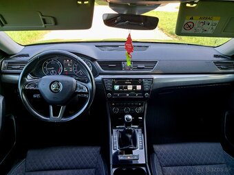 Predam Skoda Superb combi 2.0tdi style - 7
