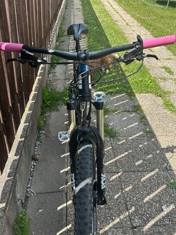 Giant Trance 2 - 7