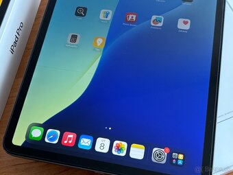 Apple iPad Pro 256GB Cellular - 7