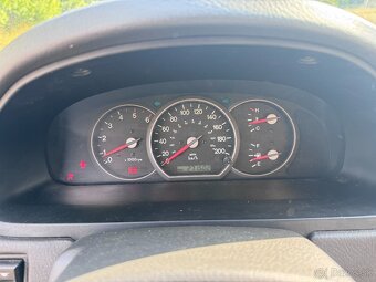 Predám KIA CARNIVAL - 7