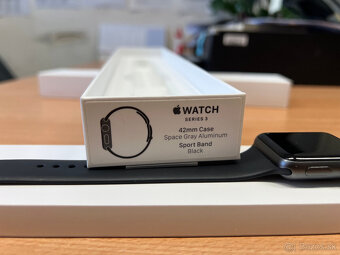 Apple Watch Series 3, 42mm - 7