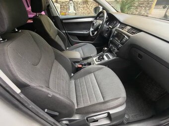 Škoda Octavia combi 2,0 TDi , 110kw, DSG. - 7