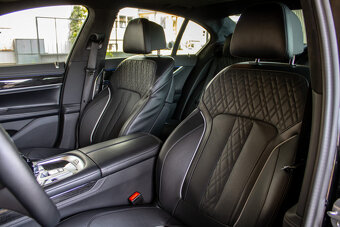 BMW 730d - 7
