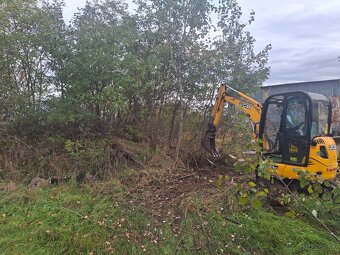 Mulčovanie. Čistenie pozemkov .traktor a minibager - 7